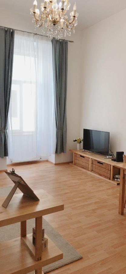 W&B Elegant Apartment Near The Zsinagogak บูดาเปสต์ ภายนอก รูปภาพ