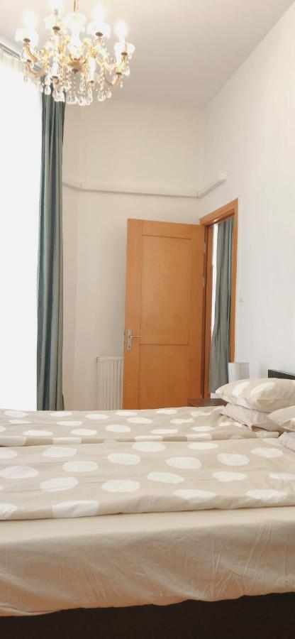 W&B Elegant Apartment Near The Zsinagogak บูดาเปสต์ ภายนอก รูปภาพ